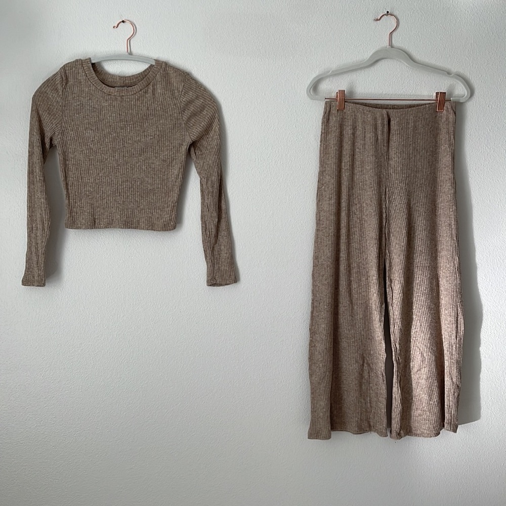 Iris Lounge Set